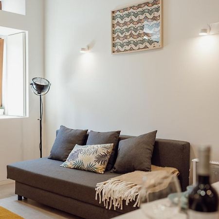 Riverside Loft By Homing Apartment Porto Luaran gambar