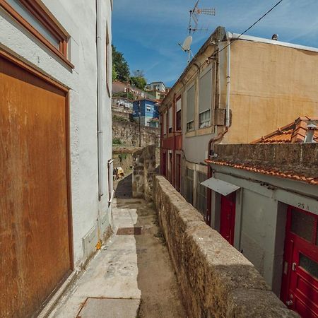 Riverside Loft By Homing Apartment Porto Luaran gambar