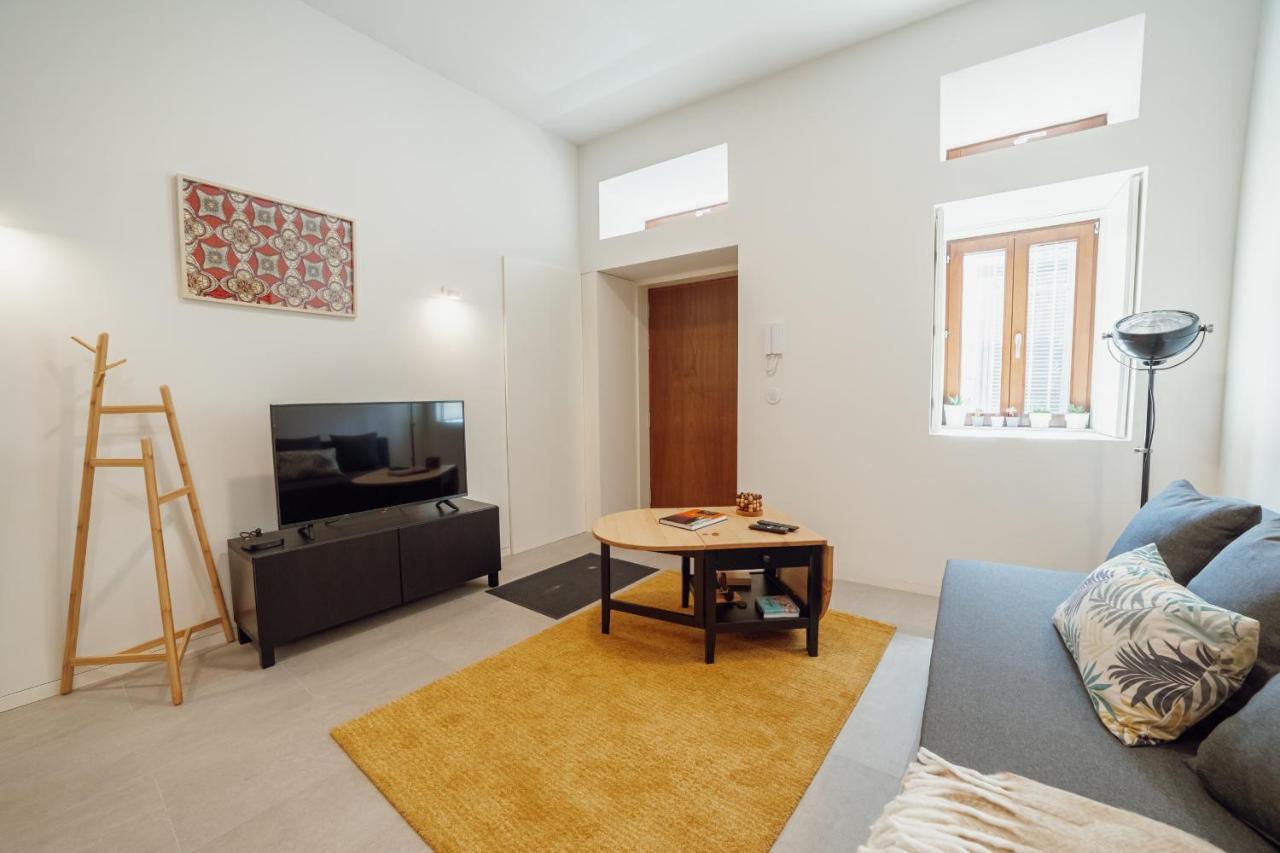 Riverside Loft By Homing Apartment Porto Luaran gambar