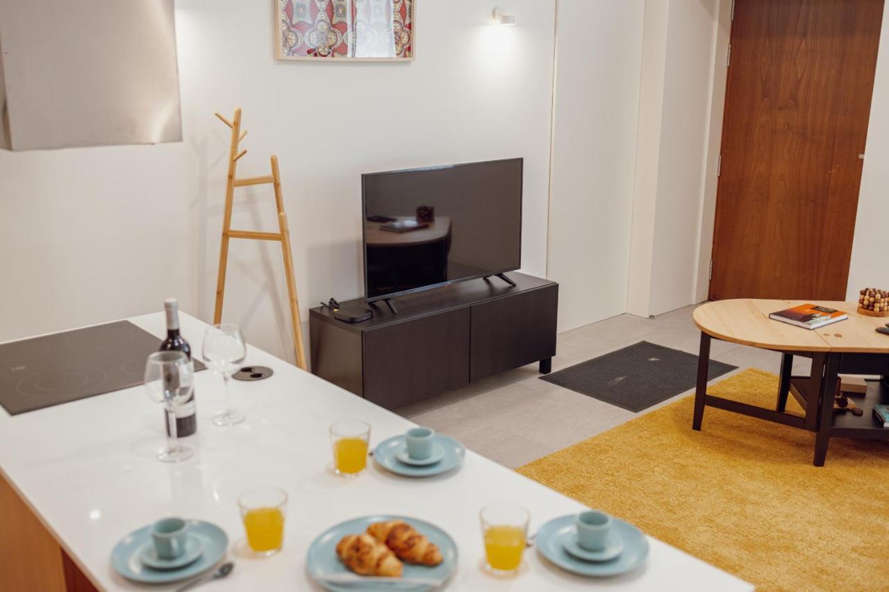 Riverside Loft By Homing Apartment Porto Luaran gambar