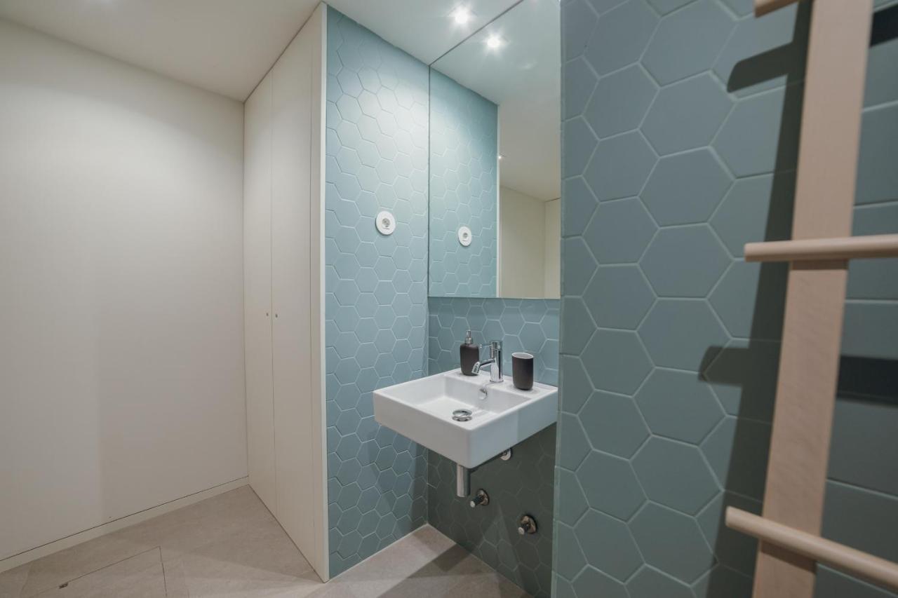 Riverside Loft By Homing Apartment Porto Luaran gambar