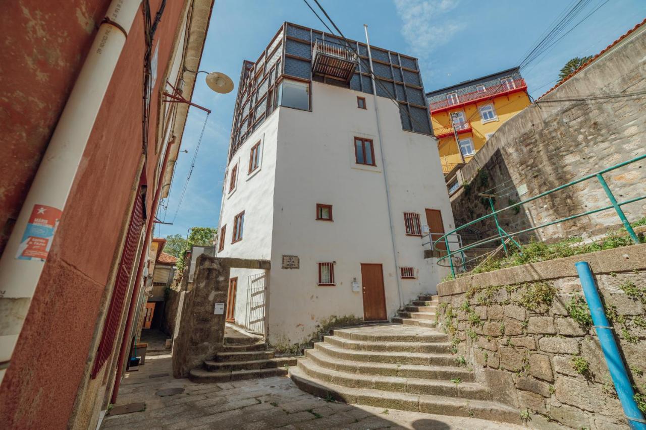 Riverside Loft By Homing Apartment Porto Luaran gambar